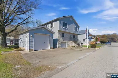 7 Franklin Street, Little Ferry, NJ 07643 - Photo 2