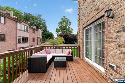 809 Edgewood Lane, Fort Lee, NJ 07024 - Photo 36