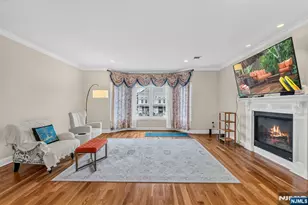 809 Edgewood Ln, Fort Lee, NJ 07024 - Photo 2