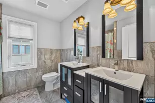 809 Edgewood Ln, Fort Lee, NJ 07024 - Photo 28