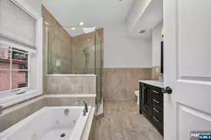 809 Edgewood Ln, Fort Lee, NJ 07024 - Photo 24