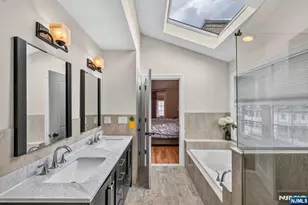 809 Edgewood Ln, Fort Lee, NJ 07024 - Photo 26