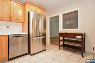 362 Cornell St, Wyckoff Township, NJ 07481 - Photo 8