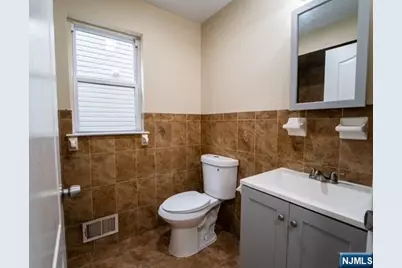 26-28 Mount Pleasant Avenue, Newark, NJ 07104 - Photo 14