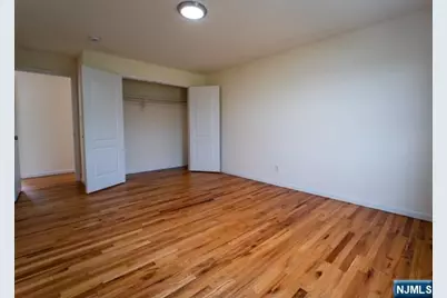 26-28 Mount Pleasant Avenue, Newark, NJ 07104 - Photo 6