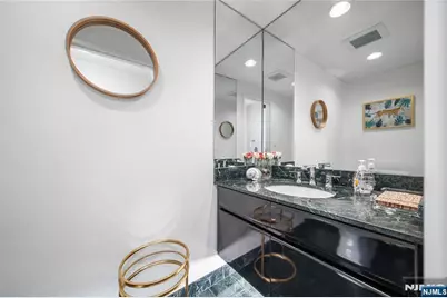 900 Palisade Avenue 17K #17K, Fort Lee, NJ 07024 - Photo 28