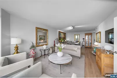 900 Palisade Avenue 17K #17K, Fort Lee, NJ 07024 - Photo 4