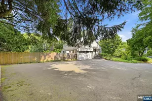 419 Sicomac Ave, Wyckoff Township, NJ 07481 - Photo 16