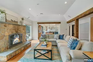 7 Deerhill Dr, Ho Ho Kus, NJ 07423 - Photo 12