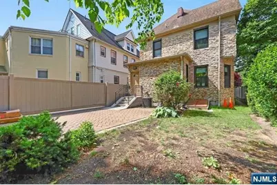 115 W Englewood Avenue, Englewood, NJ 07631 - Photo 26