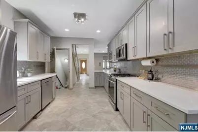 115 W Englewood Avenue, Englewood, NJ 07631 - Photo 10