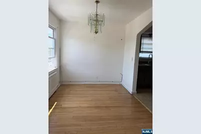 227-231 Illinois Avenue 1st Fl #1st Fl, Paterson, NJ 07503 - Photo 2