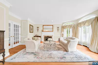 817 Peach Tree Lane, Franklin Lakes, NJ 07417 - Photo 12