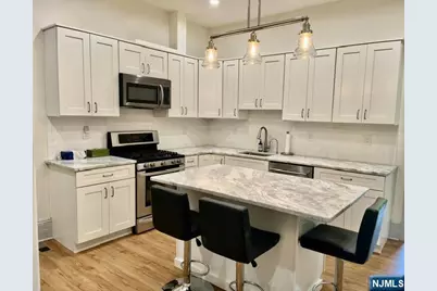 889 Circle Avenue, Franklin Lakes, NJ 07417 - Photo 6