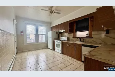 143 Elm Street 2 #2, Kearny, NJ 07032 - Photo 8