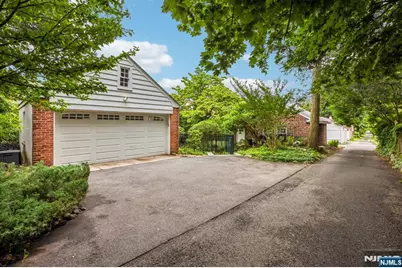 293 Euclid Avenue, Hackensack, NJ 07601 - Photo 36