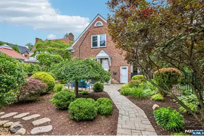 293 Euclid Avenue, Hackensack, NJ 07601 - Photo 38