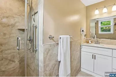 293 Euclid Avenue, Hackensack, NJ 07601 - Photo 24