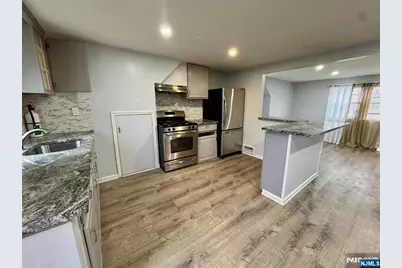 347 29th Street, Paterson, NJ 07514 - Photo 2