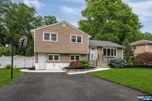 45 Jay Dr, Paramus, NJ 07652 - Photo 2