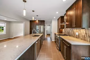 45 Jay Dr, Paramus, NJ 07652 - Photo 18