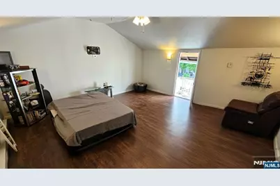 616 Hackensack Street, Carlstadt, NJ 07072 - Photo 46