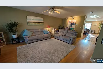 616 Hackensack Street, Carlstadt, NJ 07072 - Photo 18