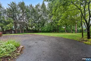 321 Glen Ave, Ridgewood, NJ 07450 - Photo 34