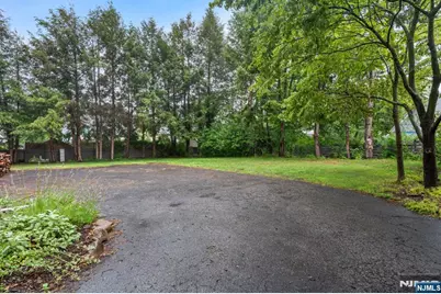 321 Glen Avenue, Ridgewood, NJ 07450 - Photo 36