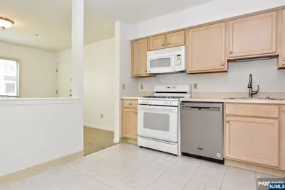 125 Orchard Park, Allendale, NJ 07401 - Photo 14