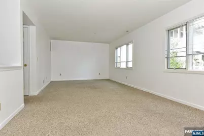 125 Orchard Park, Allendale, NJ 07401 - Photo 10