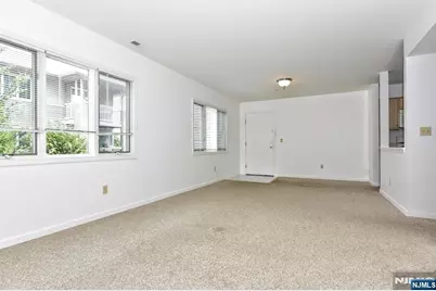 125 Orchard Park, Allendale, NJ 07401 - Photo 12