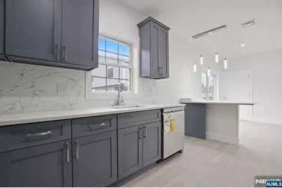 411 A Clinton Avenue, Northvale, NJ 07647 - Photo 12