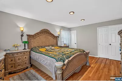 31-07 Garfield Place, Fair Lawn, NJ 07410 - Photo 12