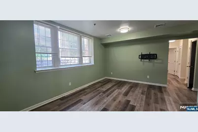 280 Grand Avenue 1A #1A, Palisades Park, NJ 07650 - Photo 2