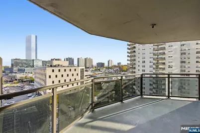 2077 Center 9A #9A, Fort Lee, NJ 07024 - Photo 16