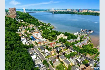 750 Undercliff Avenue, Edgewater, NJ 07020 - Photo 22