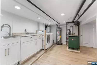 32 Arlington, North Arlington, NJ 07031 - Photo 18