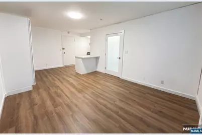 3081 Edwin Avenue 1H #1H, Fort Lee, NJ 07024 - Photo 4