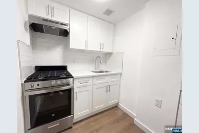 3081 Edwin Avenue 1H #1H, Fort Lee, NJ 07024 - Photo 6