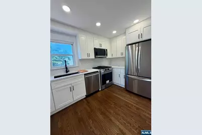 14 John Street 2 #2, Clifton, NJ 07013 - Photo 4