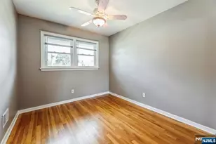 150 Pleasant Ave, Bergenfield, NJ 07621 - Photo 32