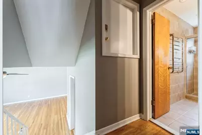 150 Pleasant Avenue, Bergenfield, NJ 07621 - Photo 34