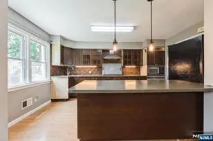 150 Pleasant Ave, Bergenfield, NJ 07621 - Photo 8