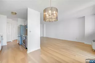 100 Manhattan Ave 910, Union City, NJ 07087 - Photo 10