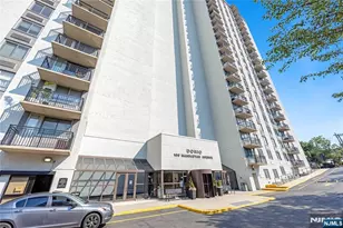 100 Manhattan Ave 910, Union City, NJ 07087 - Photo 28