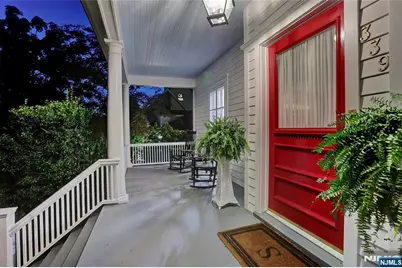 339 Highwood Avenue, Leonia, NJ 07605 - Photo 4