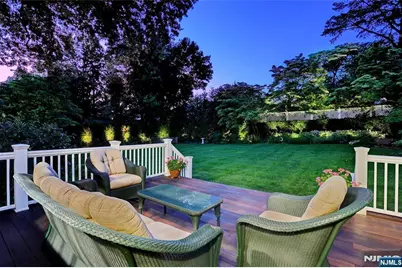 339 Highwood Avenue, Leonia, NJ 07605 - Photo 42