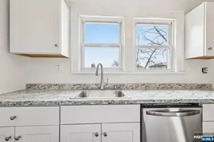 272 Clay Street 2, Hackensack, NJ 07601 - Photo 12