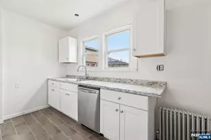 272 Clay Street 2, Hackensack, NJ 07601 - Photo 8